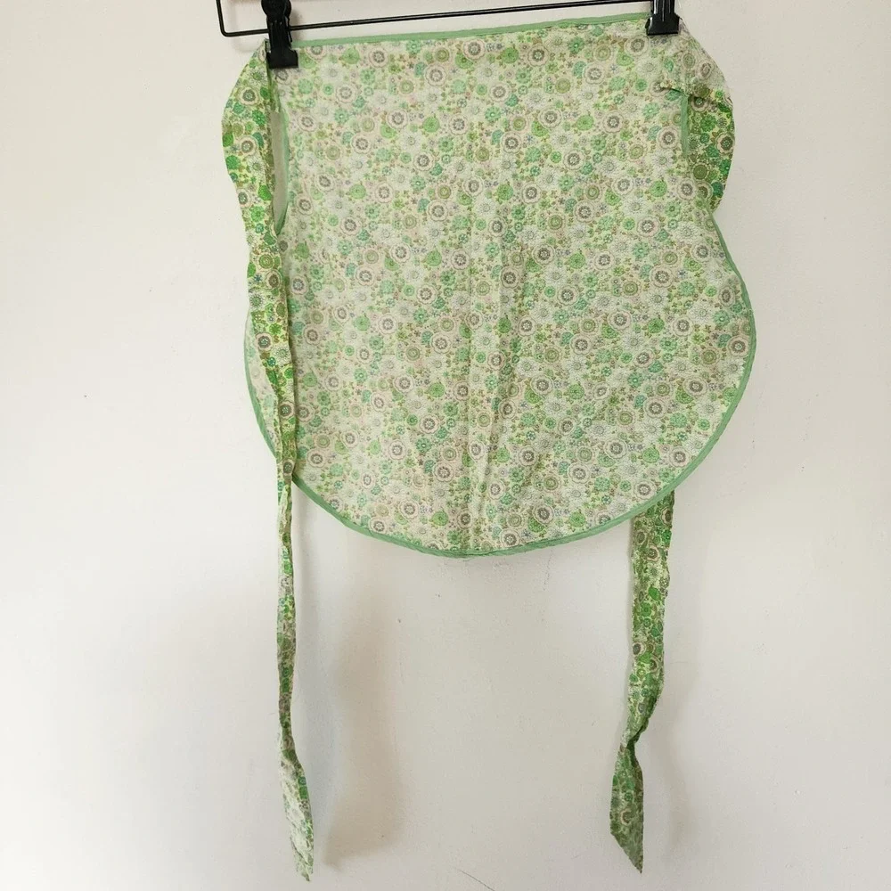 Vintage 60s 70s Green Psychadellic Floral Apron Handmade
